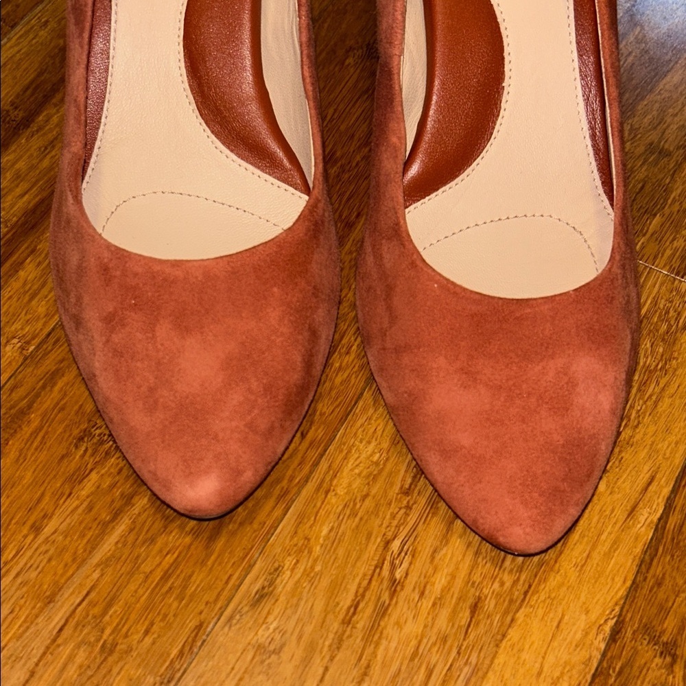 Taryn Rose Terracotta Suede Pointed Toe Heels Size 8 Comfort Pumps - Picture 10 of 10
